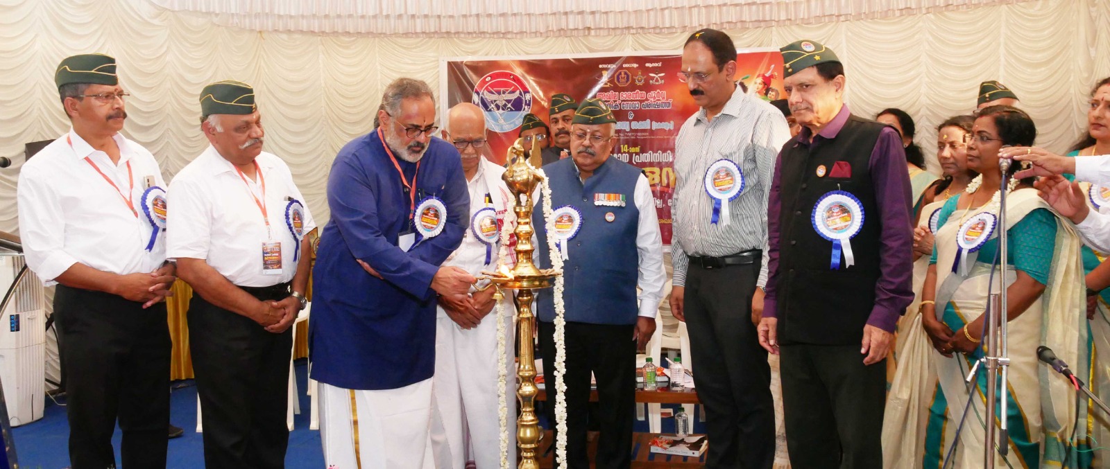  ജമാഅത്തെ ഇസ്ലാമിയെ കൂട്ടുപിടിച്ച കോൺഗ്രസാണ് മതേതരത്വം പഠിപ്പിക്കാൻ വരുന്നതെന്ന് ബിജെപി സംസ്ഥാന അധ്യക്ഷൻ